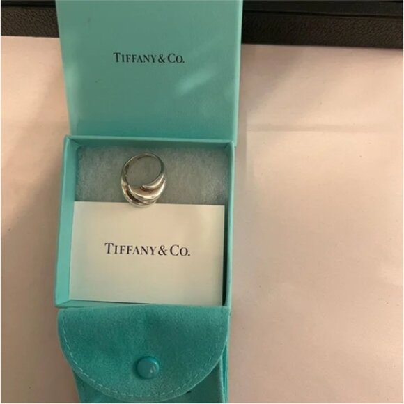 TIFFANY &CO STERLING SILVER RING W/14K YELLOW GOLD TRIM DOME RING WITH BOX+POUCH - Picture 3 of 6